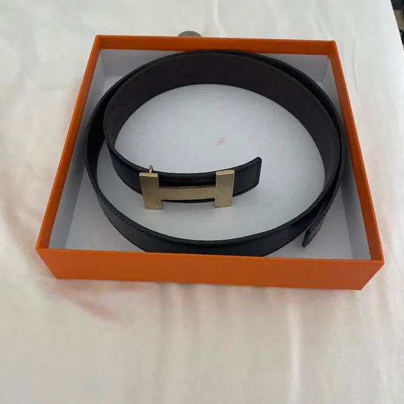 ❤️❤️❤️ Authentic Hermes Black Leather Belt with H Gold Buckle size 70 Authentic HERMES Black Leather Belt with Goldtone H Buckle  main image 3